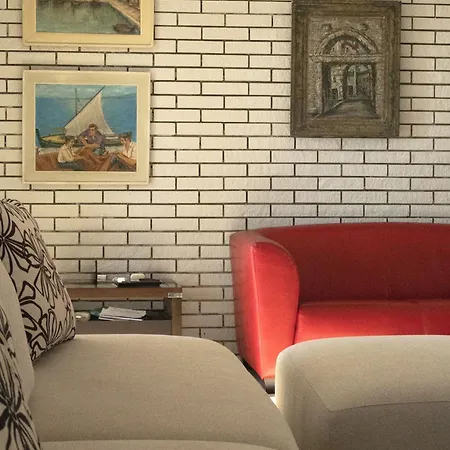 Hébergement de vacances House Carmen *